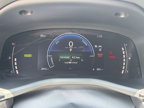 Used 2026 Toyota Camry SE FWD image 26