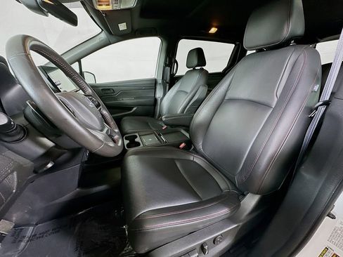 Used 2025 Honda Odyssey Sport-L image 16