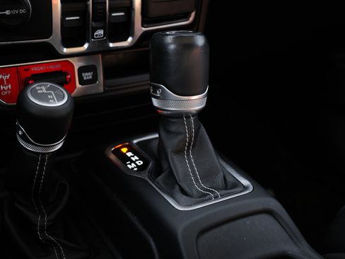 Used 2019 Jeep Wrangler Unlimited Rubicon image 26