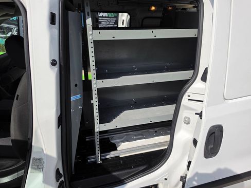 Used 2017 RAM ProMaster City Tradesman FWD image 20