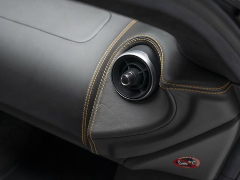 Used 2019 McLaren 600LT image 29