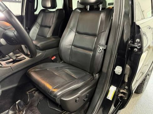 Used 2018 Jeep Grand Cherokee Limited AWD/4WD image 23