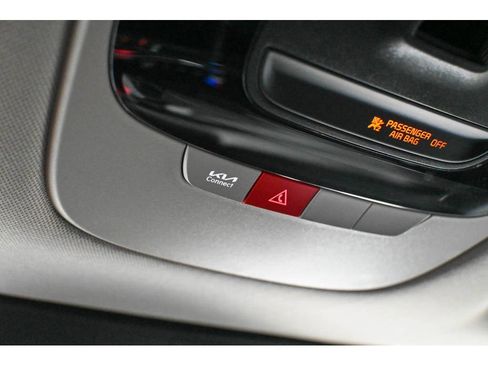 New 2026 Kia Sportage EX w/ EX Panorama Roof Package image 32