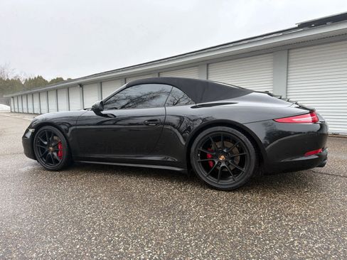 Used 2013 Porsche 911 Carrera S image 3