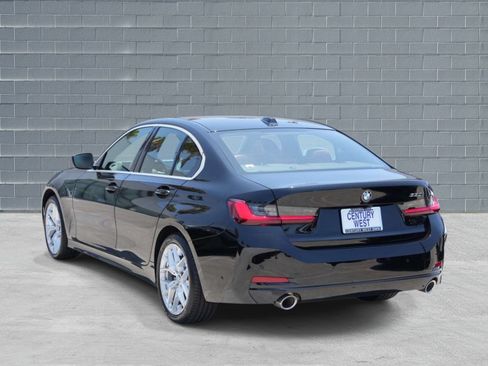 Used 2025 BMW 330i Sedan w/ Convenience Package RWD image 3