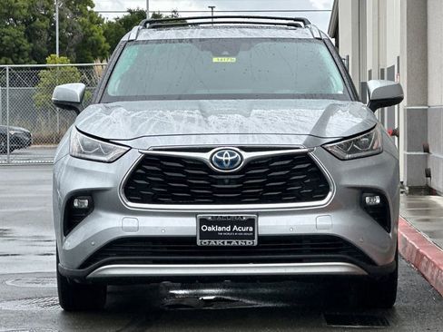 Used 2021 Toyota Highlander Platinum AWD/4WD image 9