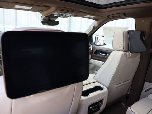 New 2026 GMC Yukon Denali w/ Denali Reserve Package image 28