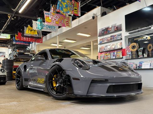 Used 2025 Porsche 911 GT3 RS RWD image 2