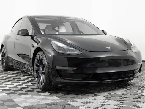 Used 2021 Tesla Model 3 Performance image 11