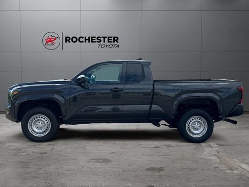 Certified 2025 Toyota Tacoma SR AWD/4WD image 2
