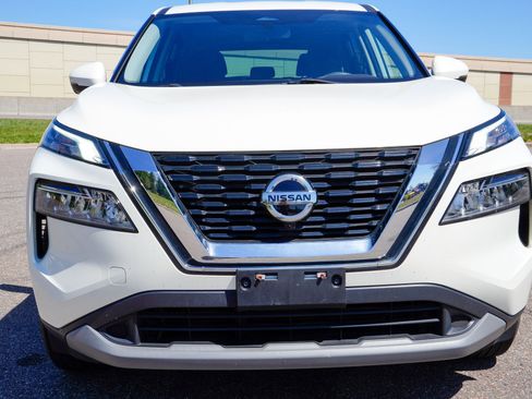 Used 2021 Nissan Rogue SV AWD/4WD image 9