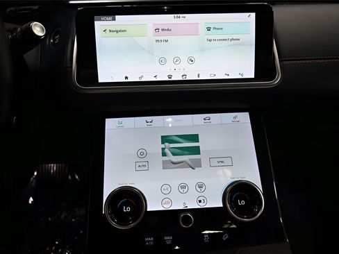 Used 2019 Land Rover Range Rover Velar R-Dynamic SE AWD/4WD image 25