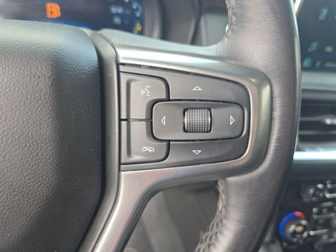 Used 2022 Chevrolet Tahoe Z71 w/ Luxury Package image 21