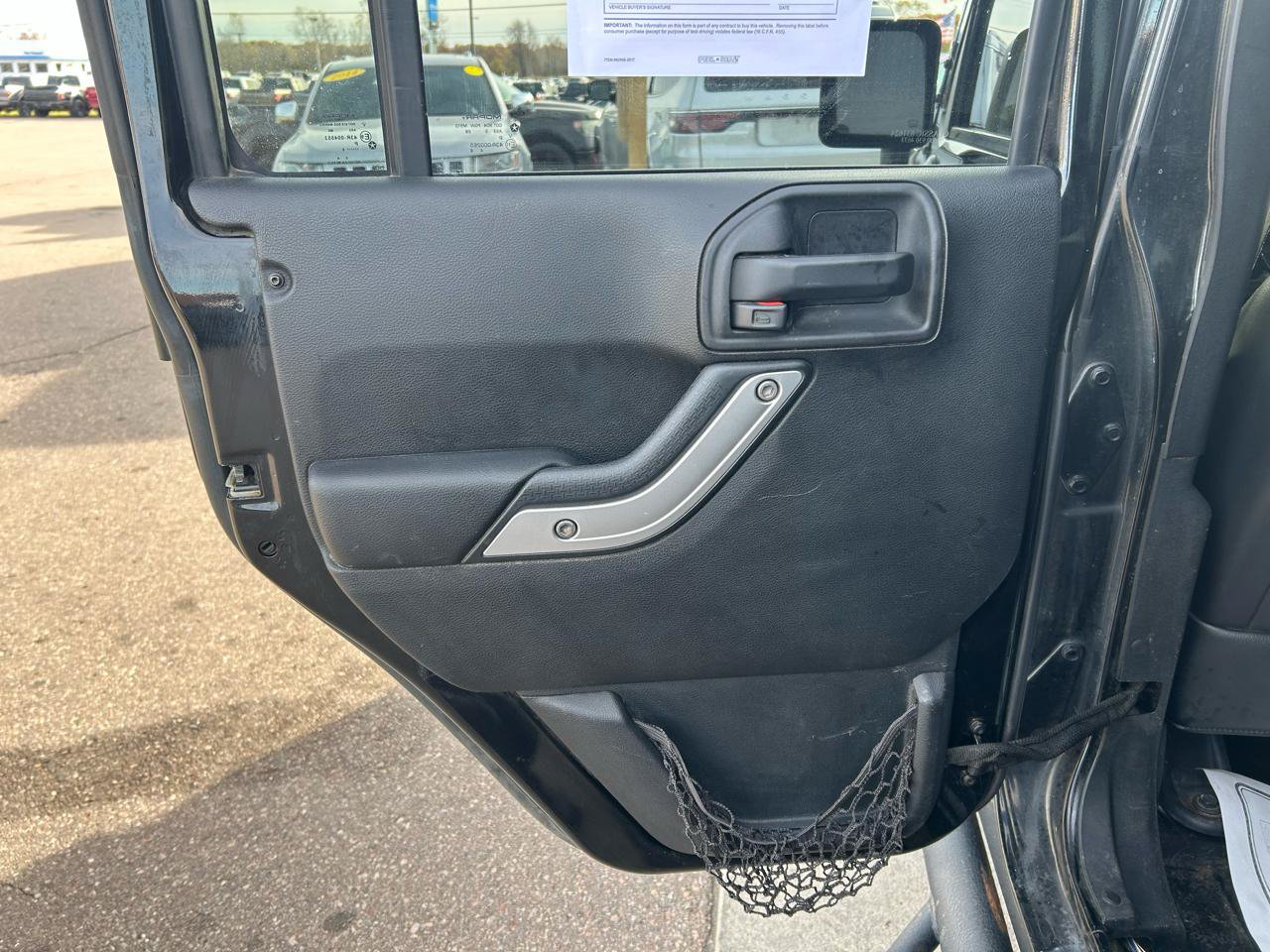 Used 2016 Jeep Wrangler Unlimited Sahara AWD/4WD image 14