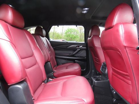 Used 2022 MAZDA CX-9 Carbon Edition AWD/4WD image 16