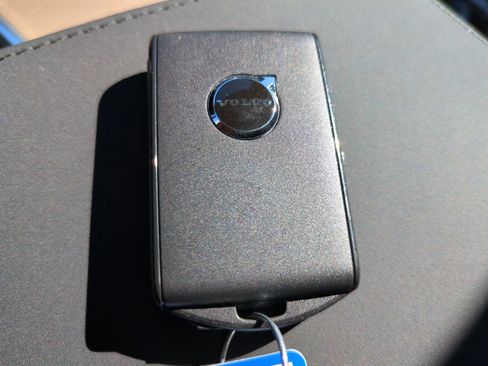 New 2026 Volvo XC60 B5 Core image 28