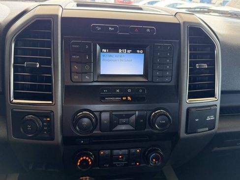 Used 2018 Ford F150 Raptor AWD/4WD image 9