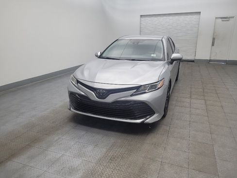 Used 2019 Toyota Camry LE FWD image 15