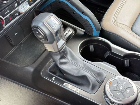 Used 2023 Ford Bronco Wildtrak AWD/4WD image 14