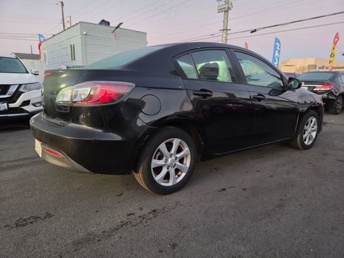 Used 2010 MAZDA MAZDA3 i Touring image 3