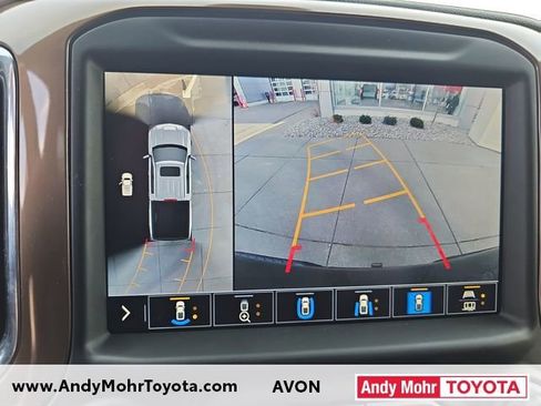 Used 2022 Chevrolet Silverado 1500 High Country w/ Technology Package image 25