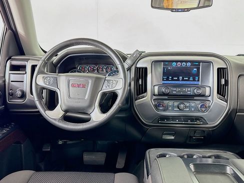 Used 2018 GMC Sierra 1500 SLE w/ SLE Value Package image 13