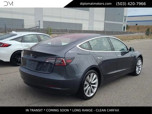 Used 2018 Tesla Model 3 Long Range RWD image 4