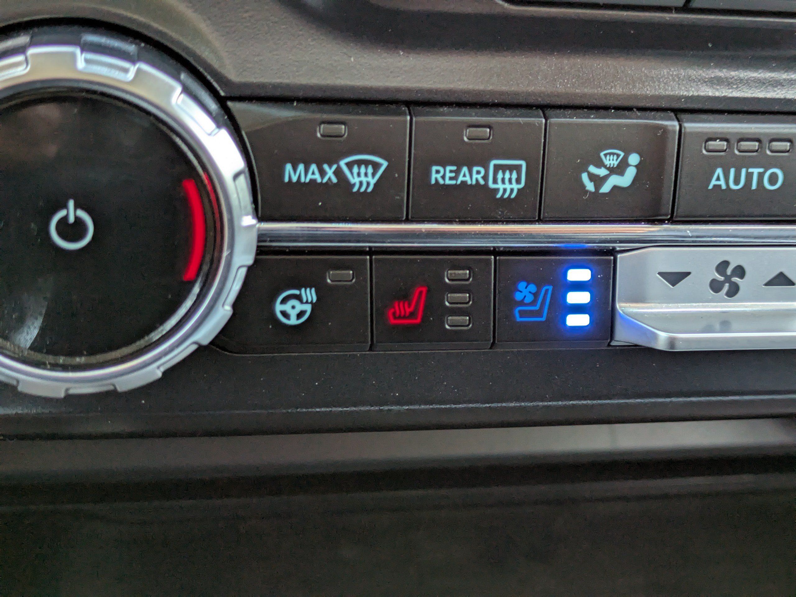 Used 2024 Ford F250 Lariat w/ Chrome Package AWD/4WD image 30