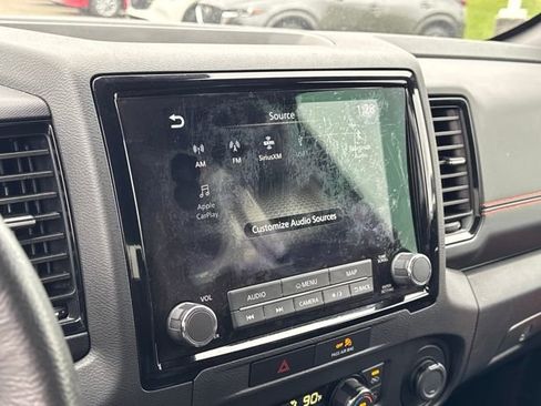 Used 2023 Nissan Frontier PRO-4X w/ Pro-4X Premium Package image 17