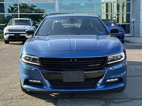 Used 2023 Dodge Charger SXT w/ Plus Group RWD image 7