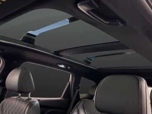 Used 2023 Hyundai Santa Fe Calligraphy image 12