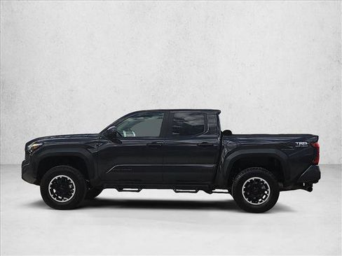 Used 2026 Toyota Tacoma TRD Off-Road AWD/4WD image 8