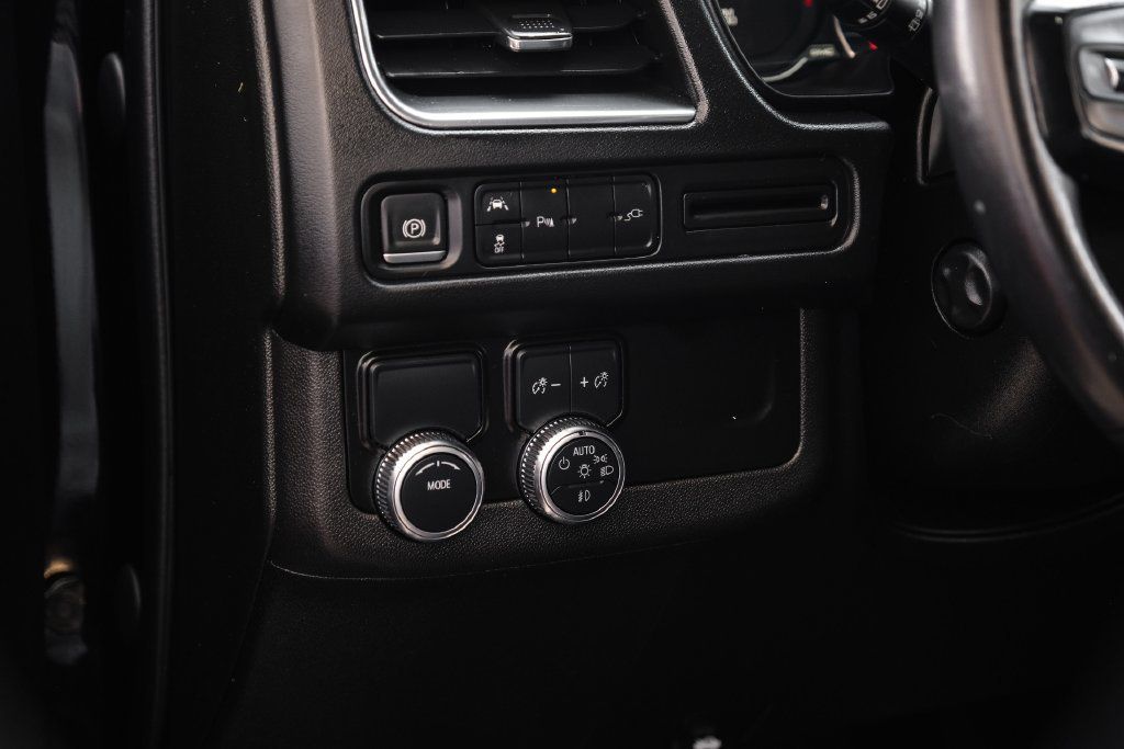 Used 2021 GMC Yukon SLT w/ SLT Premium Package RWD image 28
