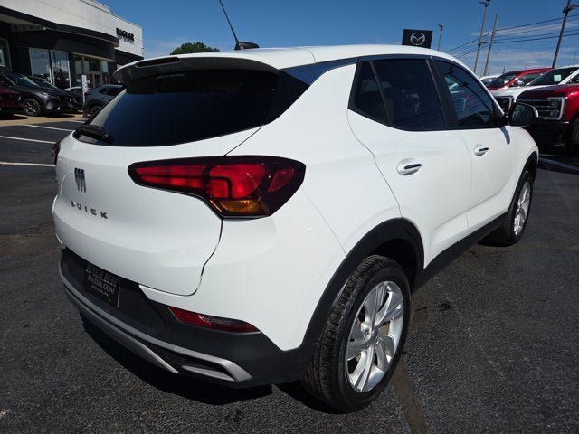 Used 2024 Buick Encore GX Preferred w/ Comfort Package AWD/4WD image 4
