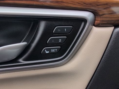 Used 2018 Honda CR-V EX-L image 9