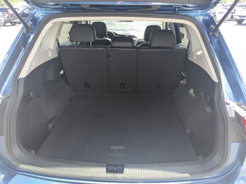 Used 2019 Volkswagen Tiguan SE AWD/4WD image 30
