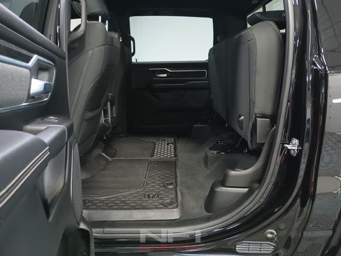 Used 2019 RAM 1500 Big Horn AWD/4WD image 49