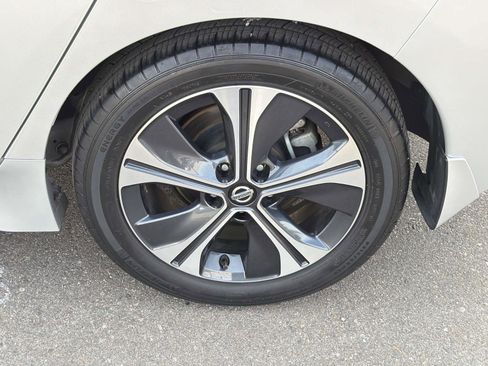 Used 2022 Nissan Leaf SV image 31