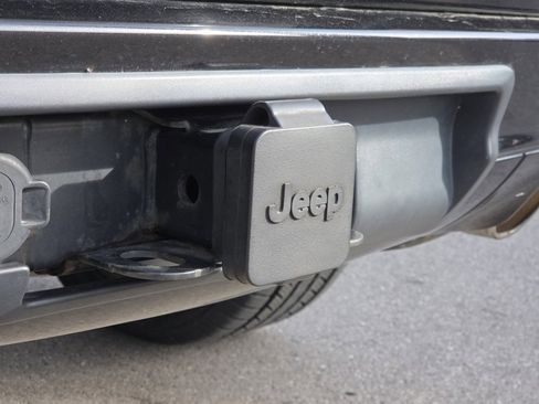 Used 2015 Jeep Grand Cherokee Overland image 22