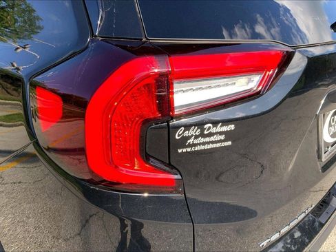 Used 2023 GMC Terrain AT4 AWD/4WD image 28