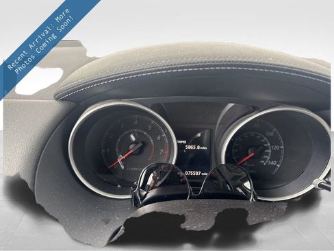 Used 2012 Mitsubishi Outlander GT image 1