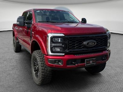 New 2026 Ford F250 Lariat w/ Black Appearance Package