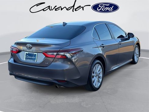 Used 2024 Toyota Camry LE image 5