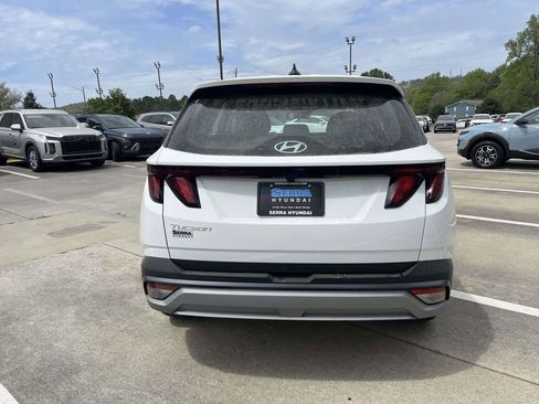 New 2026 Hyundai Tucson SE FWD image 4