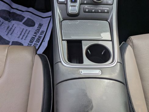 Certified 2023 Hyundai Santa Fe Limited image 21