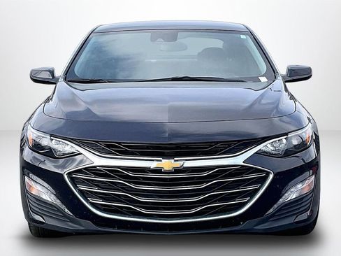 Used 2023 Chevrolet Malibu LT image 2