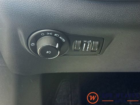 New 2026 Jeep Compass Latitude AWD/4WD image 12