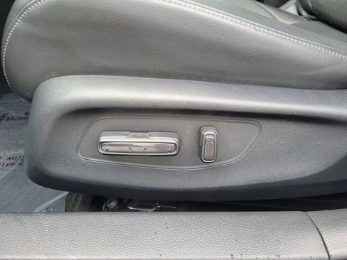 Used 2023 Honda Civic Touring image 23