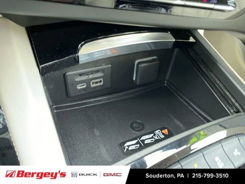 Certified 2023 Buick Envision Avenir image 43