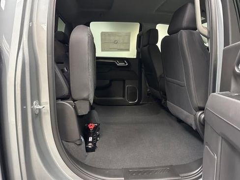 New 2026 GMC Sierra 2500 SLE w/ SLE Value Package; AWD/4WD image 13